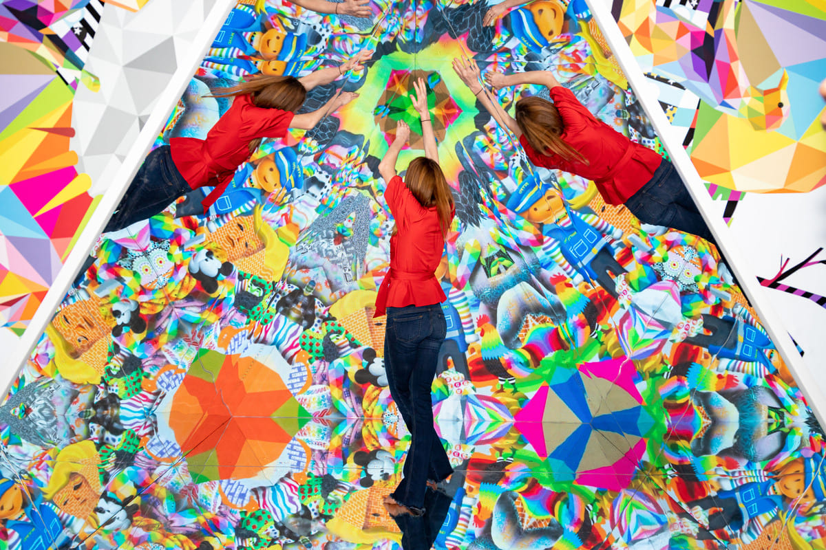 Restrospective kaleido, obra que forma parte de la exposición de Okuda en Museo Gran Vía 15