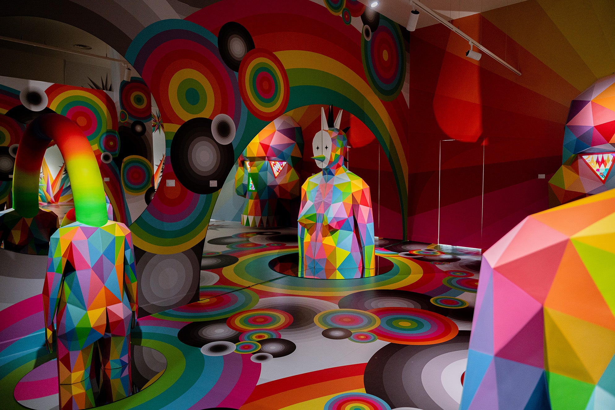 Obra que forma parte de la exposición Walking Life de Okuda en Museo Gran Vía 15